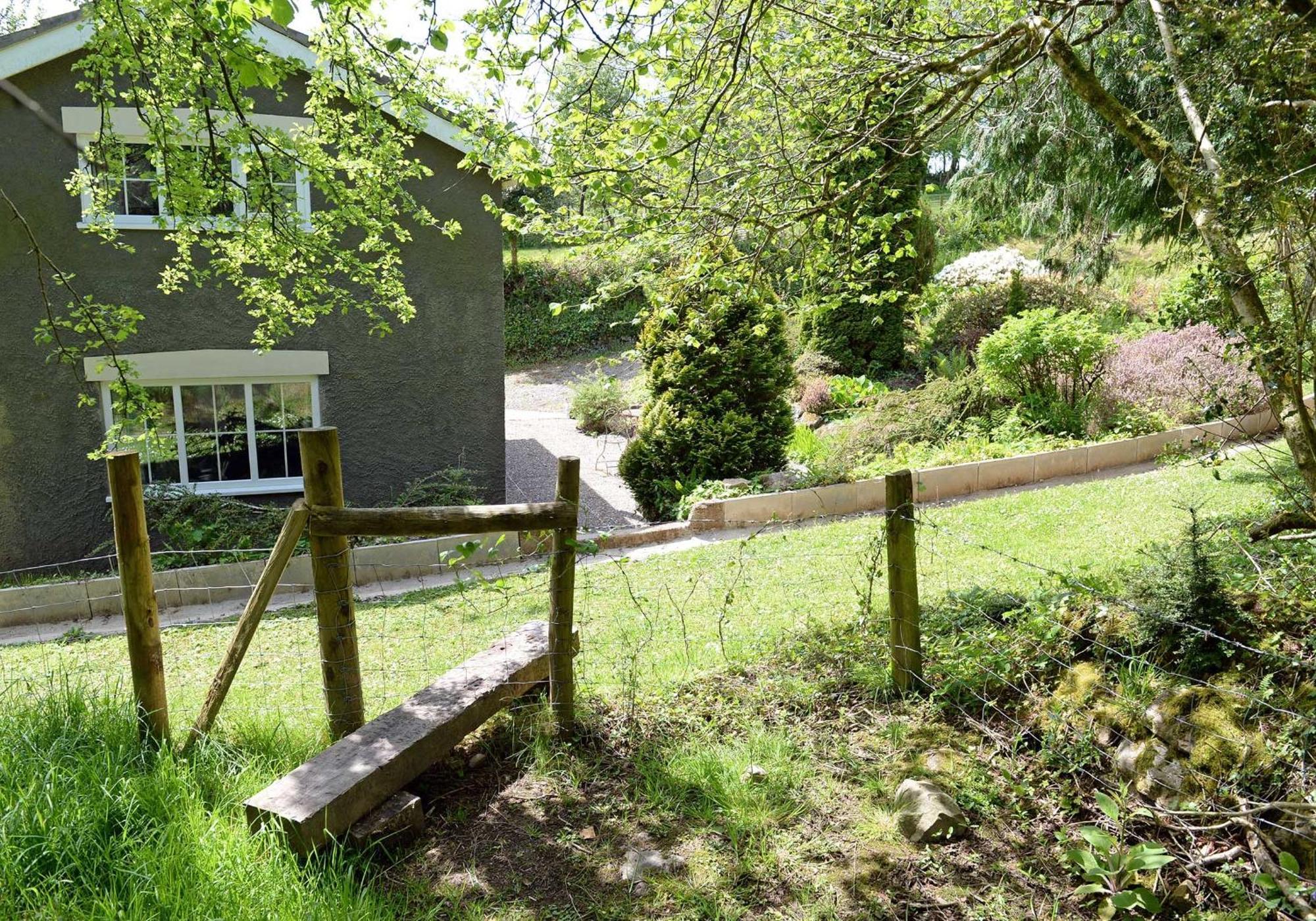 Sparrows Nest Holiday Cottage Amroth Exterior photo